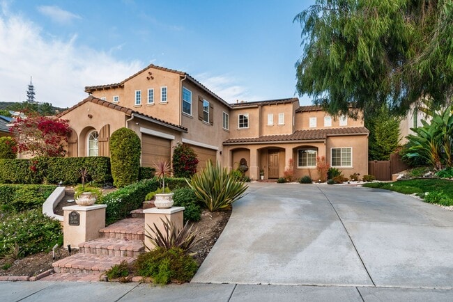 Building Photo - Luxurious home in the Westcliffe Community of San Elijo Approx. 4181sq feet that includes pool/sp...