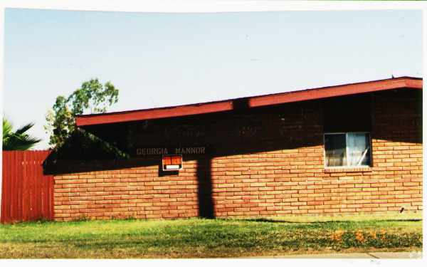 Primary Photo - Georgia Manor