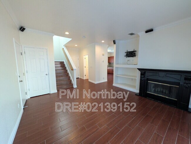 Building Photo - 5052 Gothic Ct