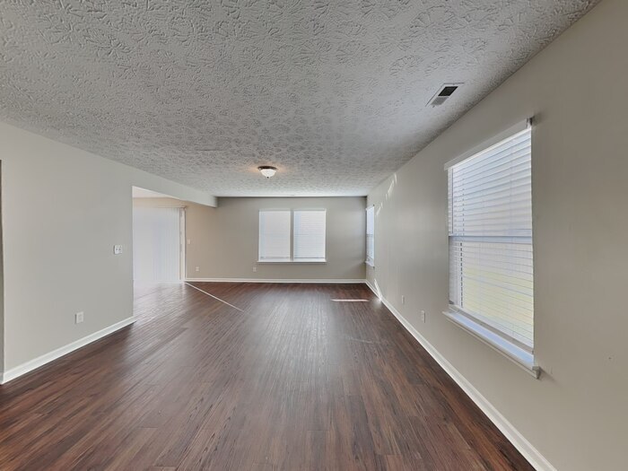 Building Photo - 1034 Halifax Ln