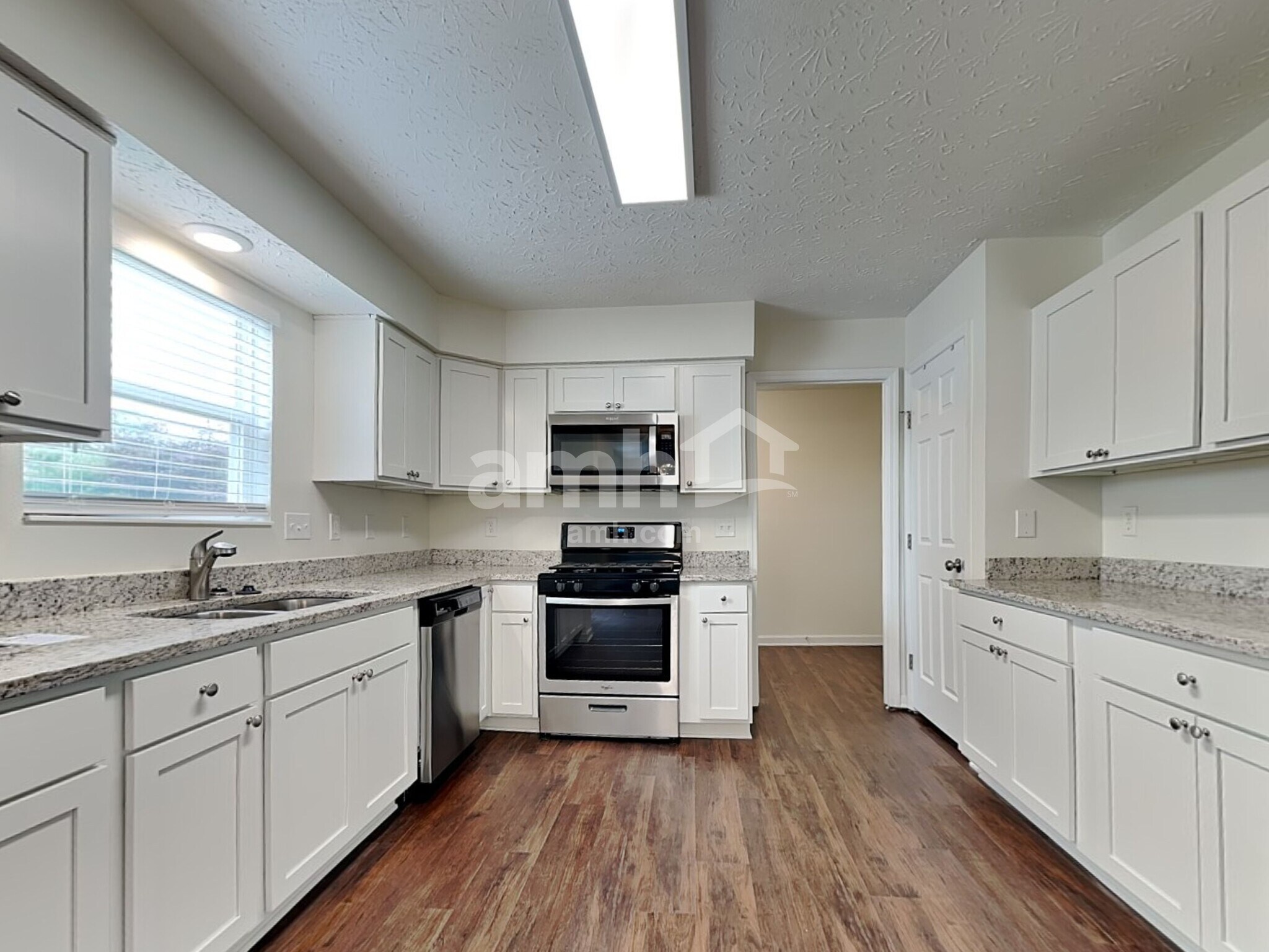 Building Photo - 6287 Glenmont Dr