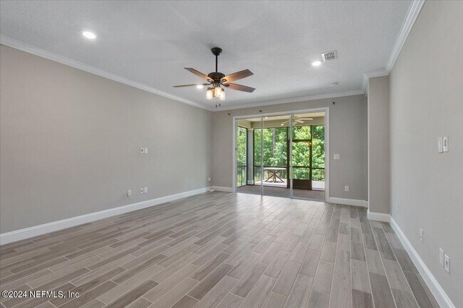 Building Photo - 345 Rivercliff Trl