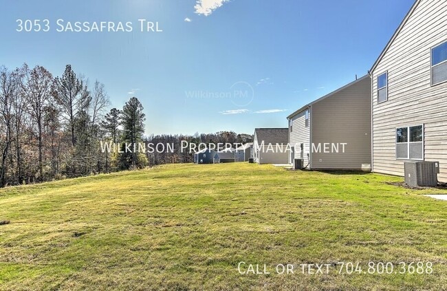 Building Photo - 3053 Sassafras Trl