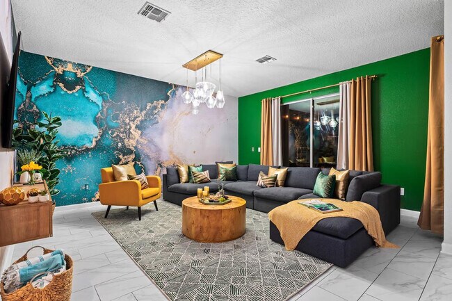 Building Photo - 4736 Sleepy Hollow Dr