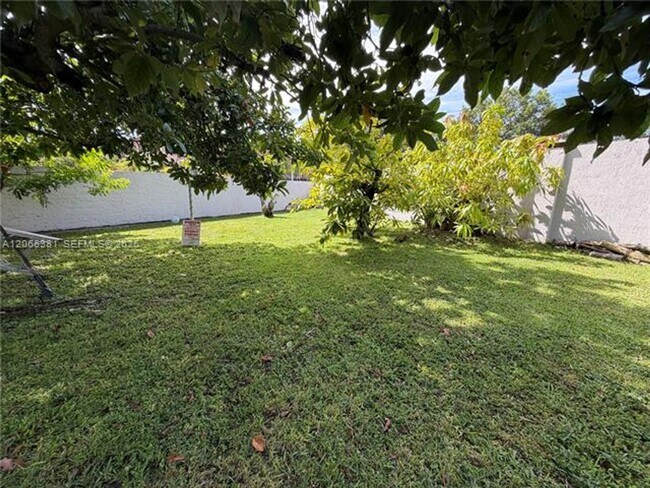 Building Photo - 3613 SW 112th Pl