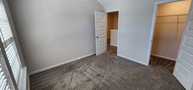 Building Photo - 5308 Nikki Way