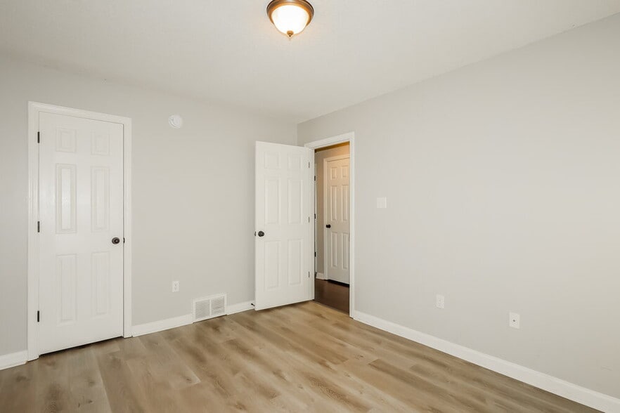 Building Photo - 1820 Mary Payton Cove