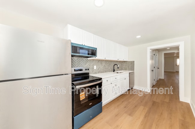 Building Photo - 152 E South St