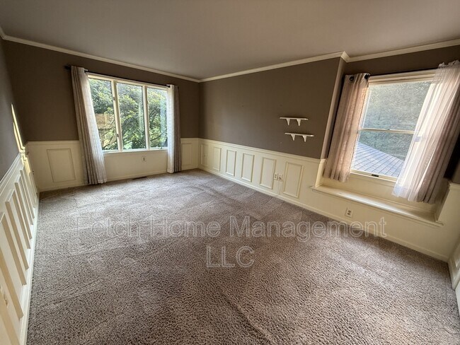 Building Photo - 1278 Valley Rd