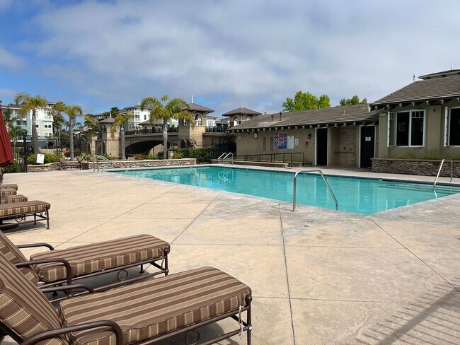 Building Photo - Seabridge Single Family Home in gated community in Oxnard