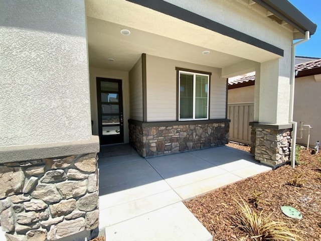 Building Photo - Brand new 4 bedroom solar home!