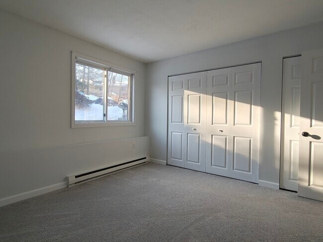 Building Photo - 66 Highwood Dr