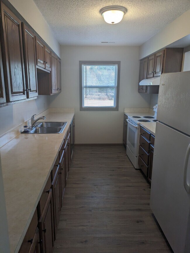 Building Photo - 269 Rudy Rd