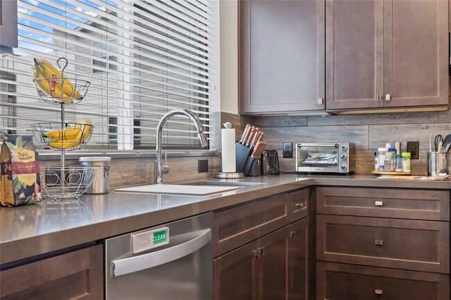 Building Photo - 317 Eado Park Cir