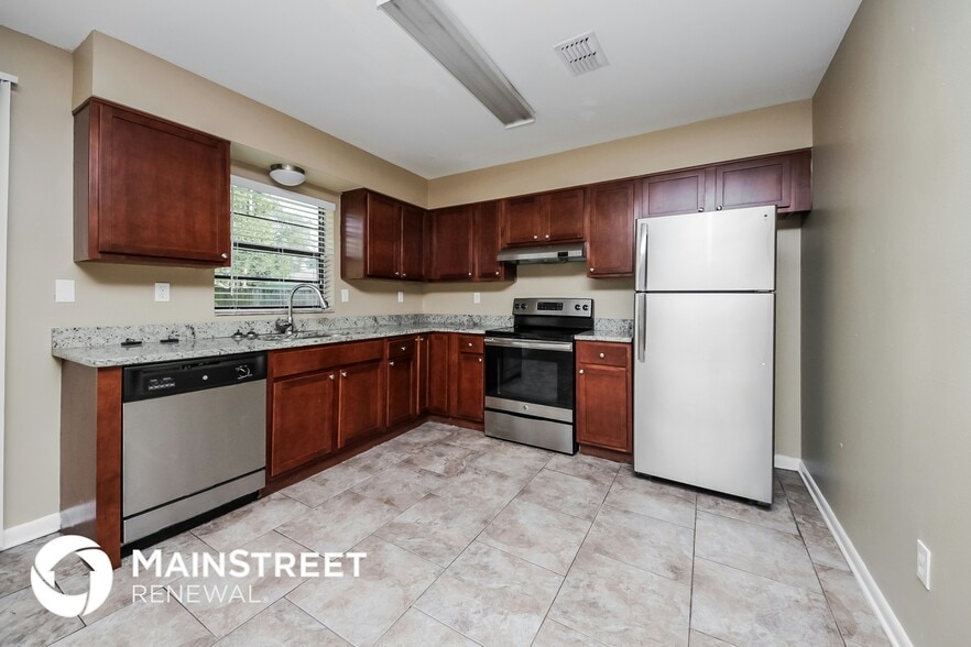 Building Photo - 5935 Acme Ave