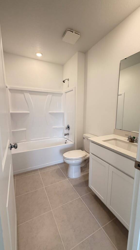 Building Photo - 3375 Alexander Dr