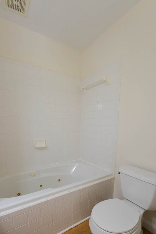 Building Photo - Lovely Townhome in Stone River