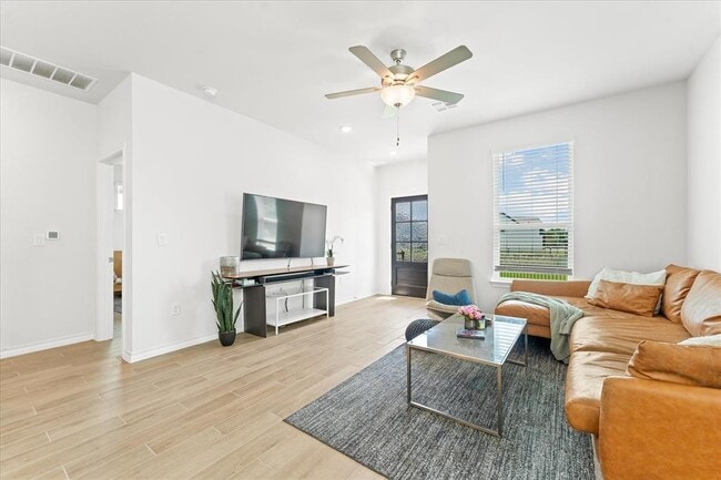 Building Photo - 4607 Sweet Annie Path