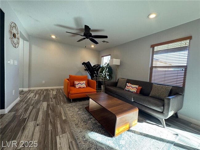 Building Photo - 9253 Valley Ranch Ave