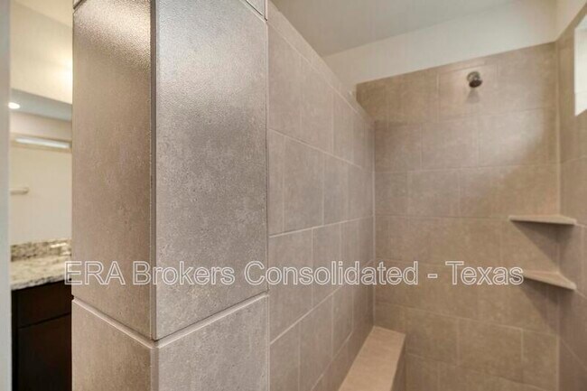 Building Photo - 31664 Bard Ln