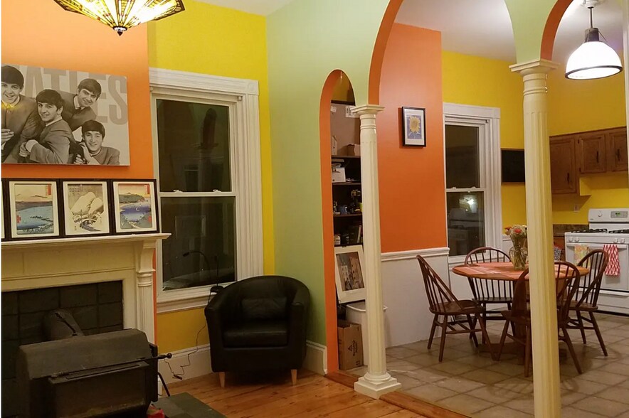 Building Photo - 2 Washington Ct