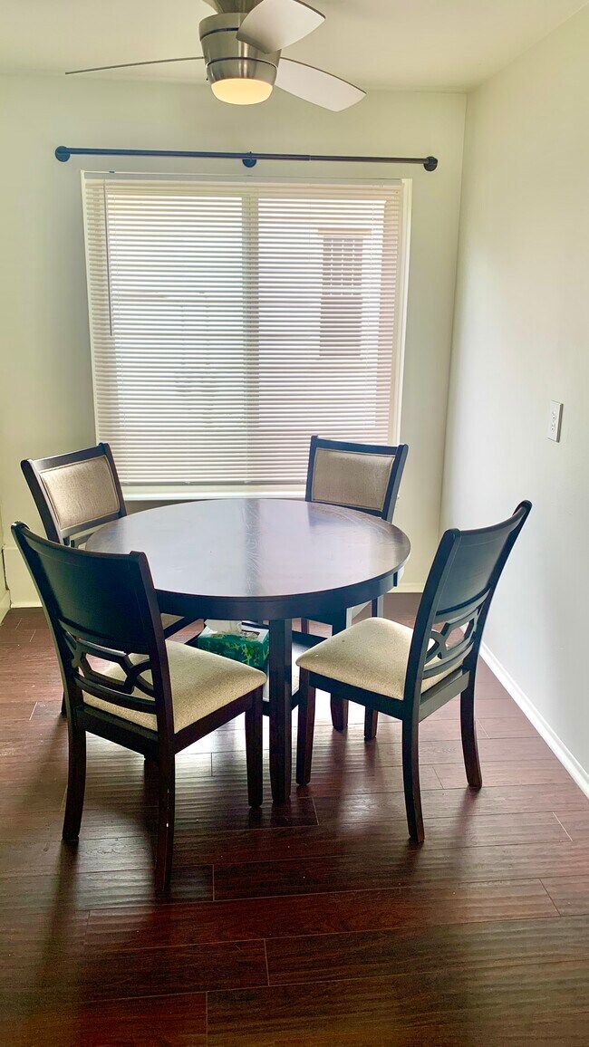 Building Photo - 263 West Spring Street