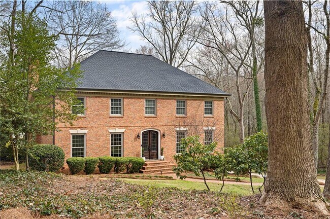 Building Photo - 2270 Emerald Dr