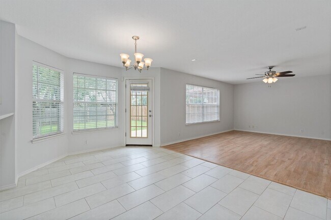 Building Photo - 5017 Cleves St