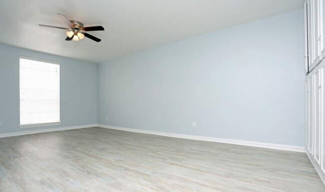 Building Photo - 1 bedroom in Houston TX 77057