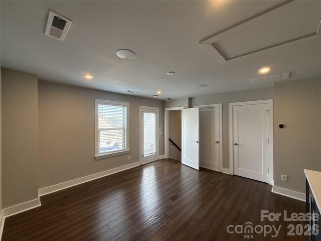 Building Photo - 17023 Soho Dr