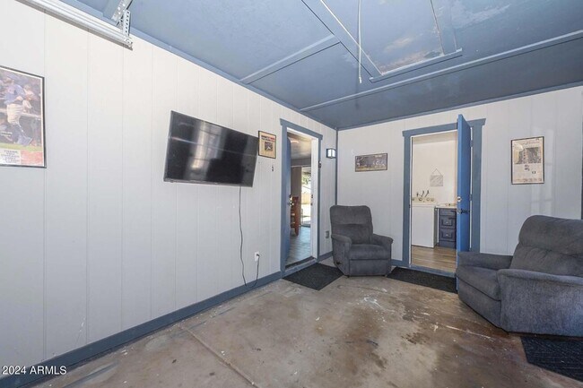 Building Photo - 13052 N 40th Pl