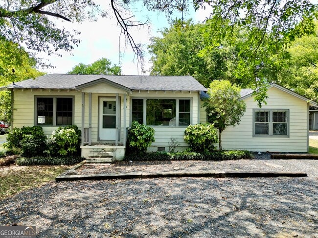 Primary Photo - 10 Paris Dr SW