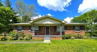 Building Photo - 6204 Trailhead Cir