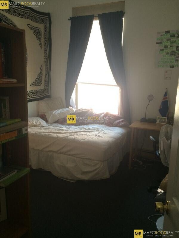 Building Photo - 168 Northampton St