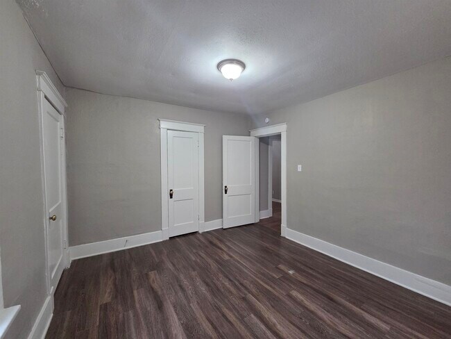 Building Photo - 3554 Faxon Ave