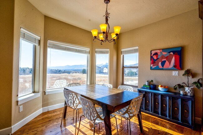 Building Photo - 1085 Diamond Rim Dr