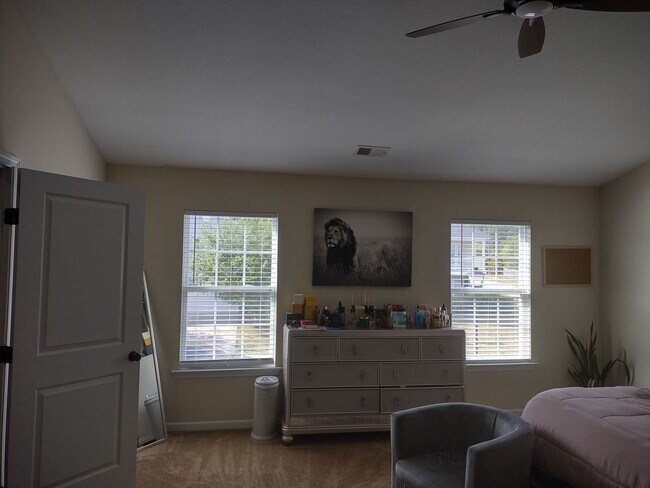 Building Photo - Great Four Bedroom Home in Elgin, SC!