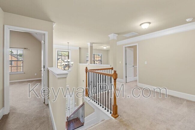 Building Photo - 1023 Iris Glen Dr