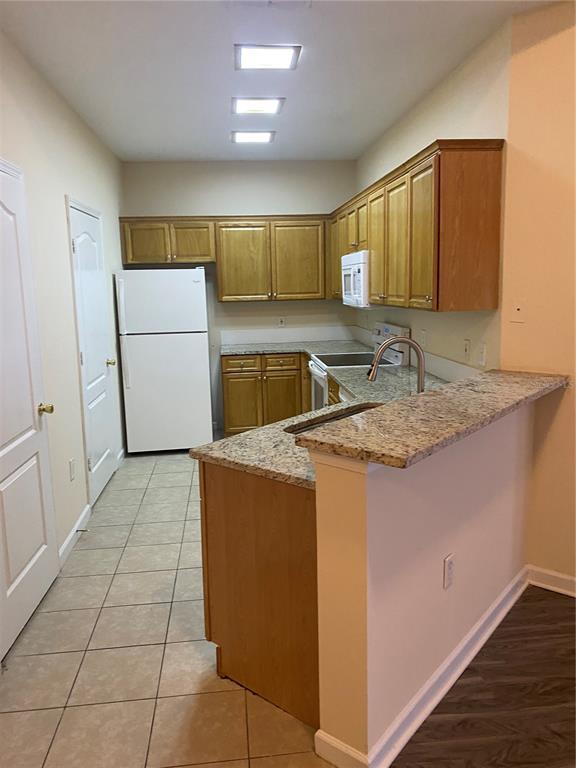 Building Photo - 10559 Villa View Cir