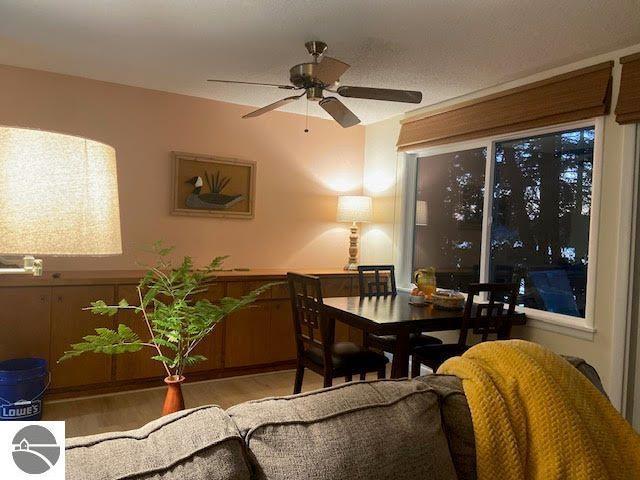 Building Photo - 4515 Greilick Rd