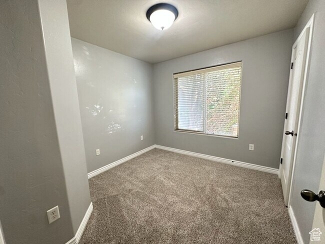 Building Photo - 574 S 2150 W