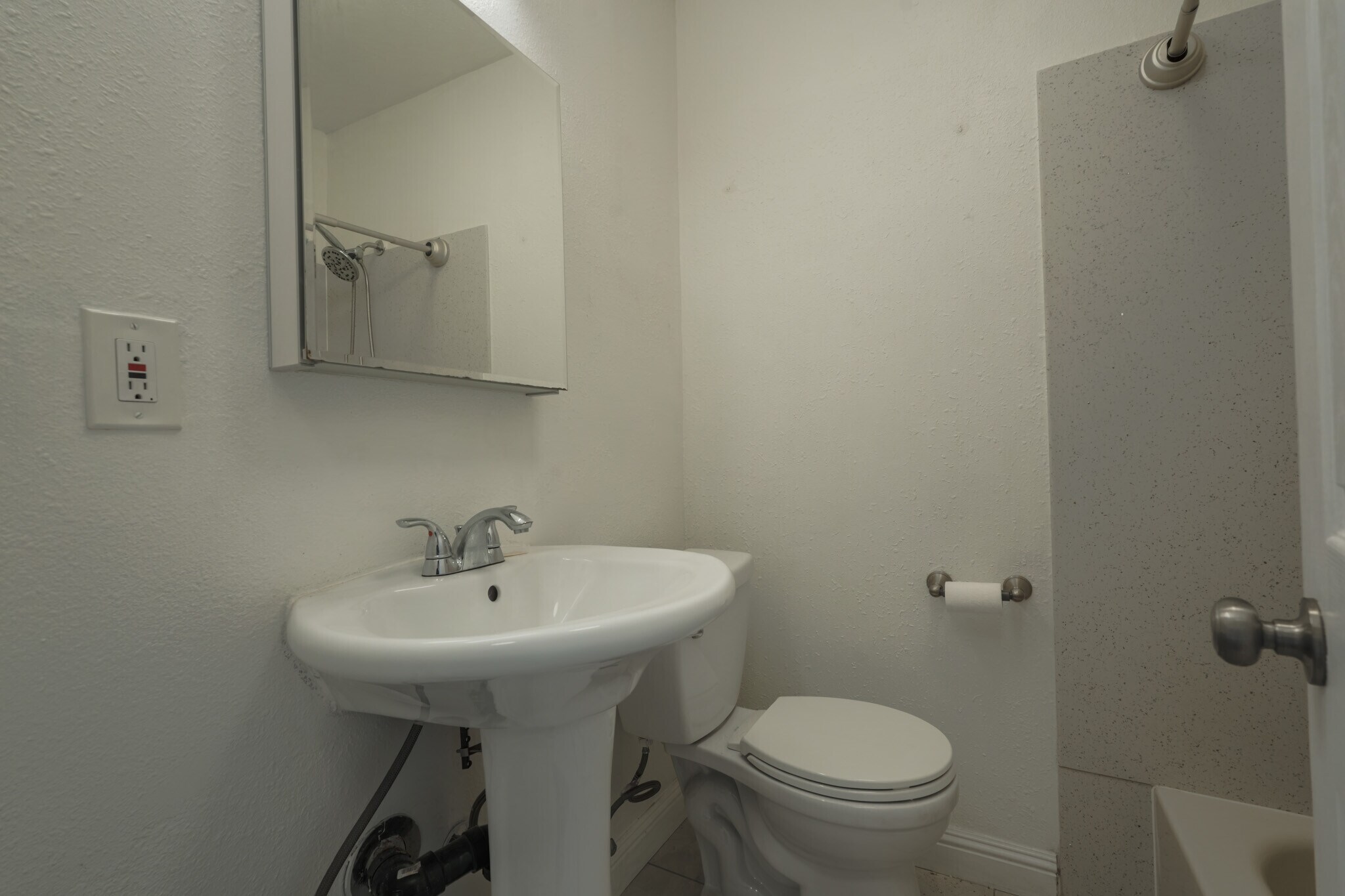 Building Photo - 3765 Angelo Ave