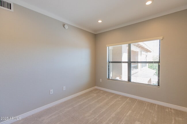 Building Photo - 21320 N 56th St