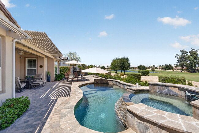Building Photo - 61414 Topaz Dr