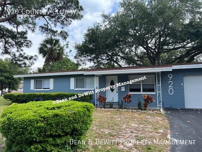 Primary Photo - 920 Country Club Way S