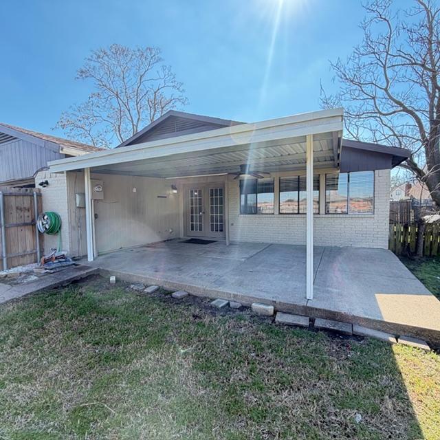 Building Photo - 1401 Panola Dr