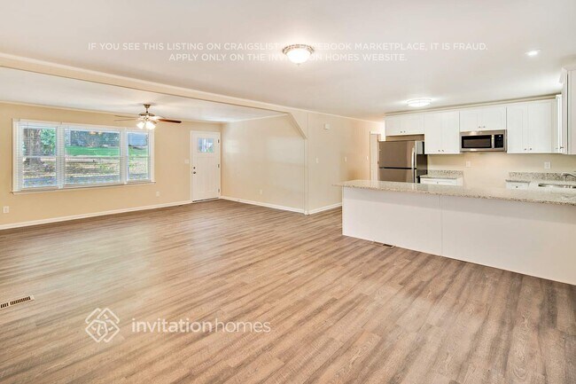 Building Photo - 4413 Knightwood Dr