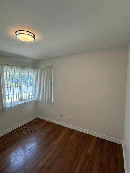 Building Photo - 17891 Quintana Ln