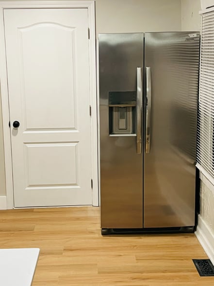 Building Photo - 4932 Roanoke St