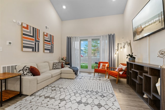 Building Photo - 32334 Norman Ln